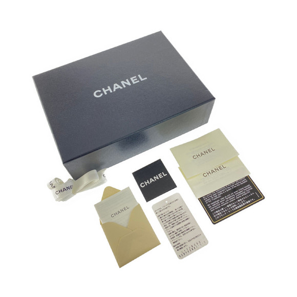 CHANEL Orirag Fur Chain Wallet White Grey - Picture 10 of 10